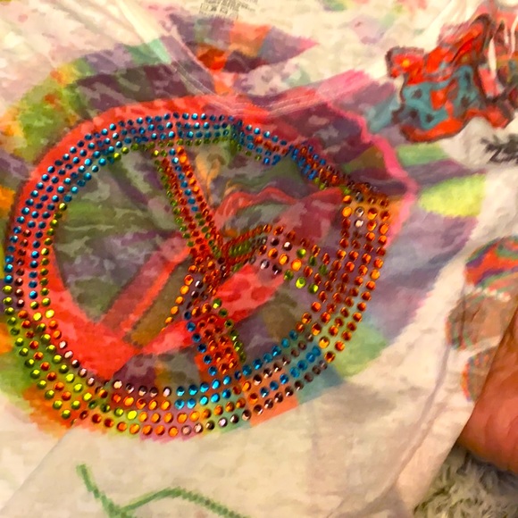 Lightweight graphic T-shirt - Picture 2 of 2